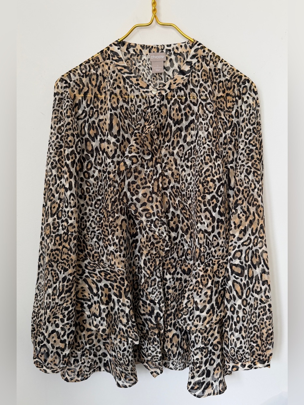 Chico’s Leopard Print Semi Sheer Flowy Ruffle Button Blouse Size 1 (US Medium)